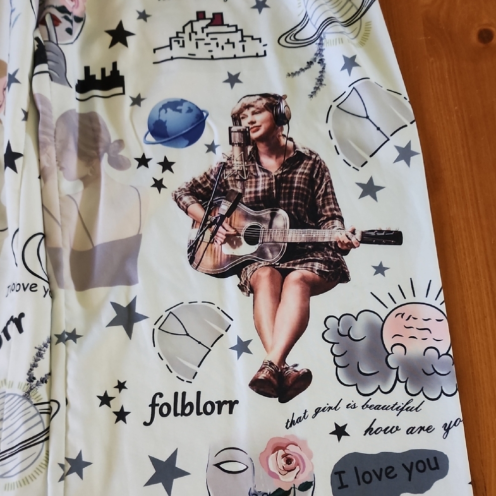 Swifty Pajama Bottoms with Whimsical Storybook Design